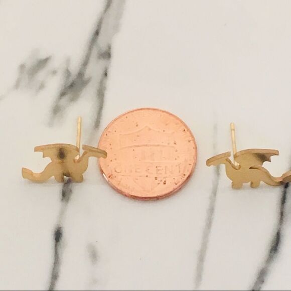 Dainty Dragon Gold Tone or Silver Tone Earrings NWT - Picture 7 of 9